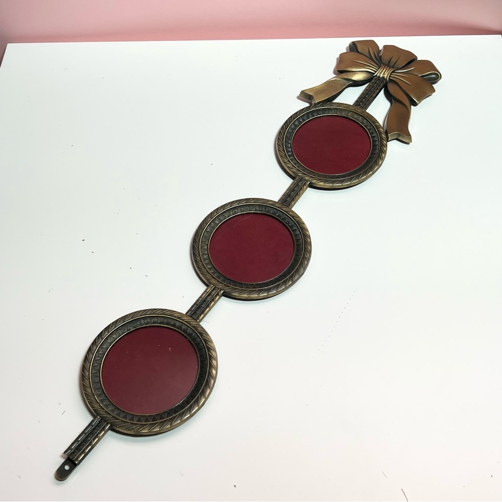 Vintage gold brass retro bow picture frame - Picture 2 of 4